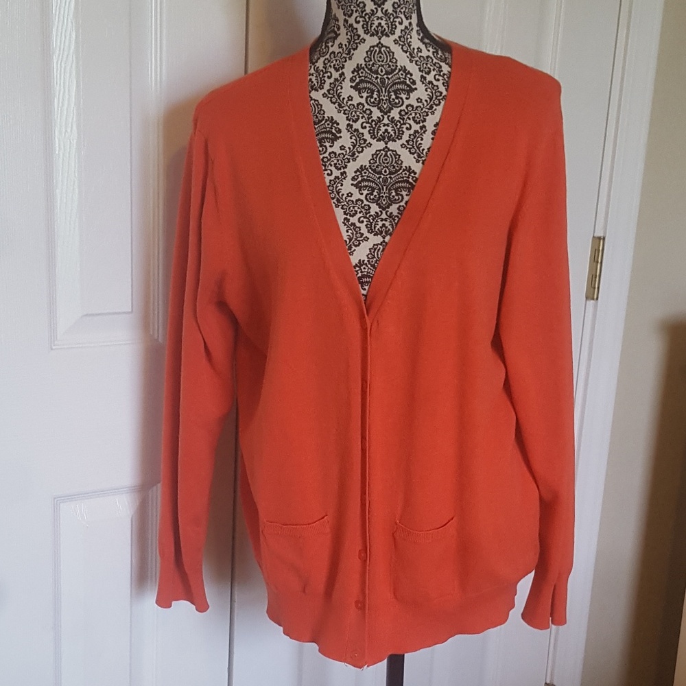 Cute Orange Isaac Mizrahi Classic Cardigan SZ XL